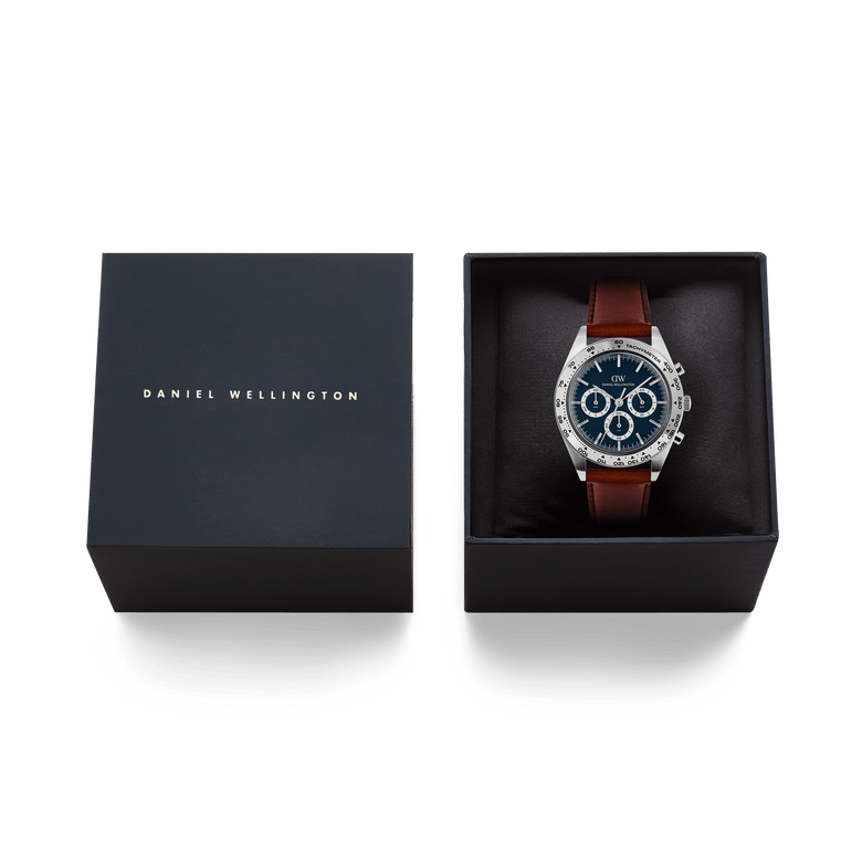 Iconic Tachymeter 極地藍錶盤三眼計時棕色真皮錶帶手錶