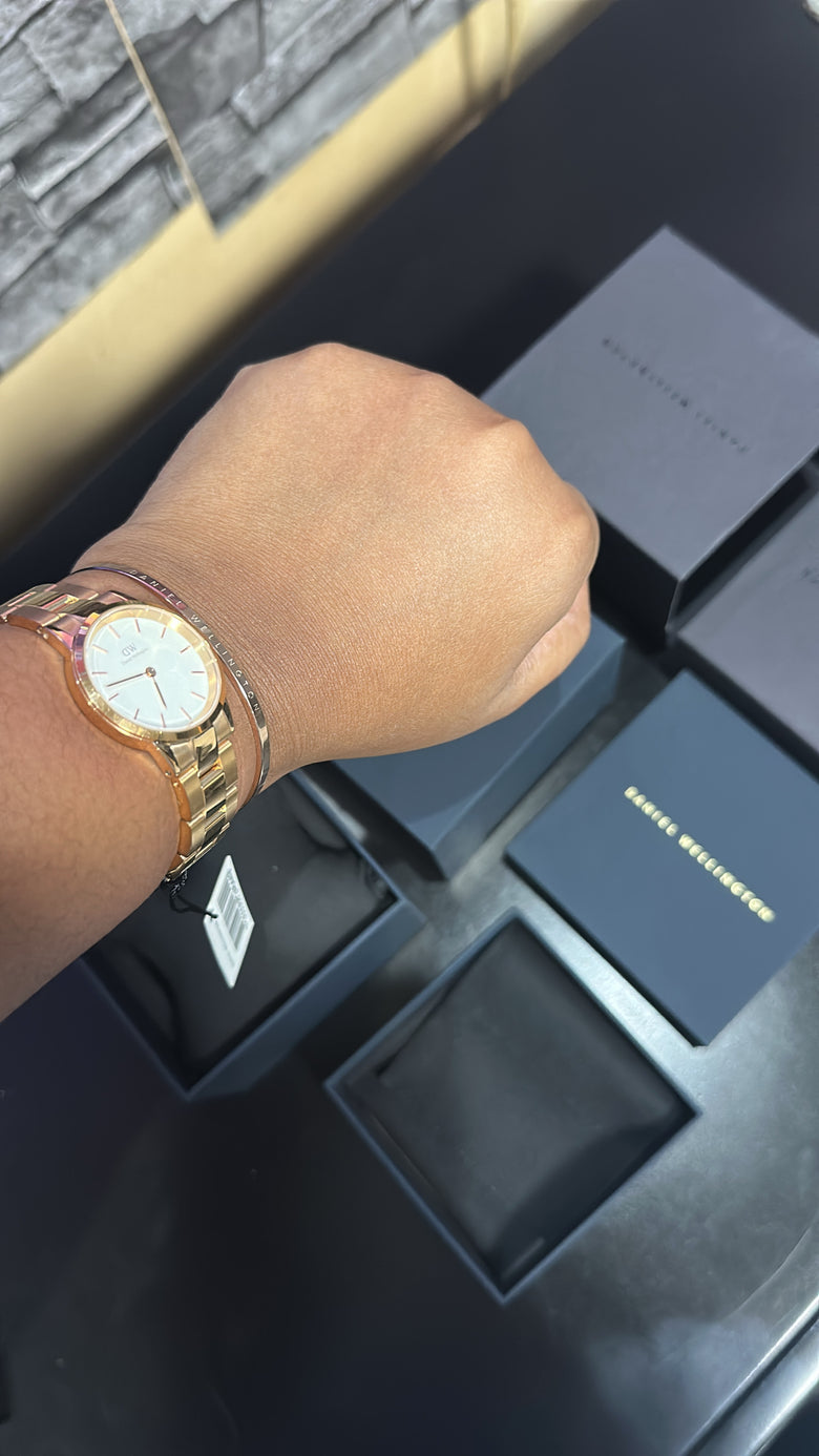Photo from a customer review: 5 out of 5 stars